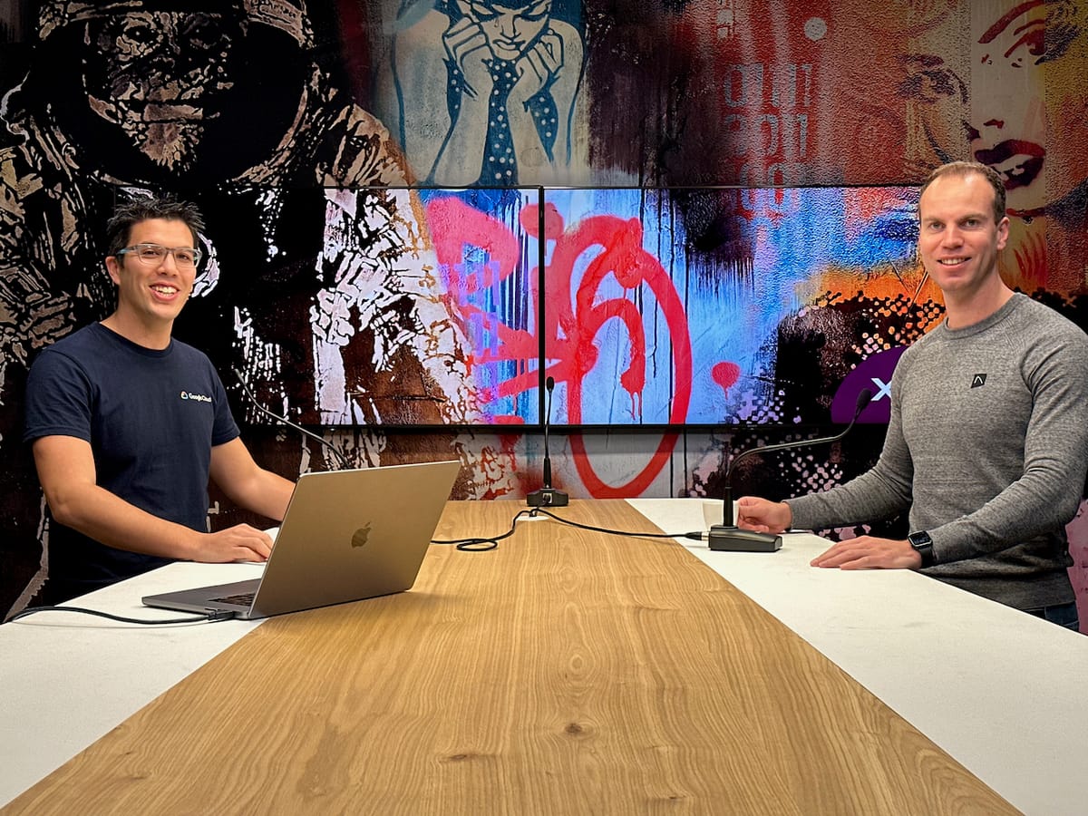 Laurens Baardman & Jorge Liauw Calo in the Xebia Club Cloud Studio